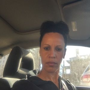 Meet your Posher, Selam